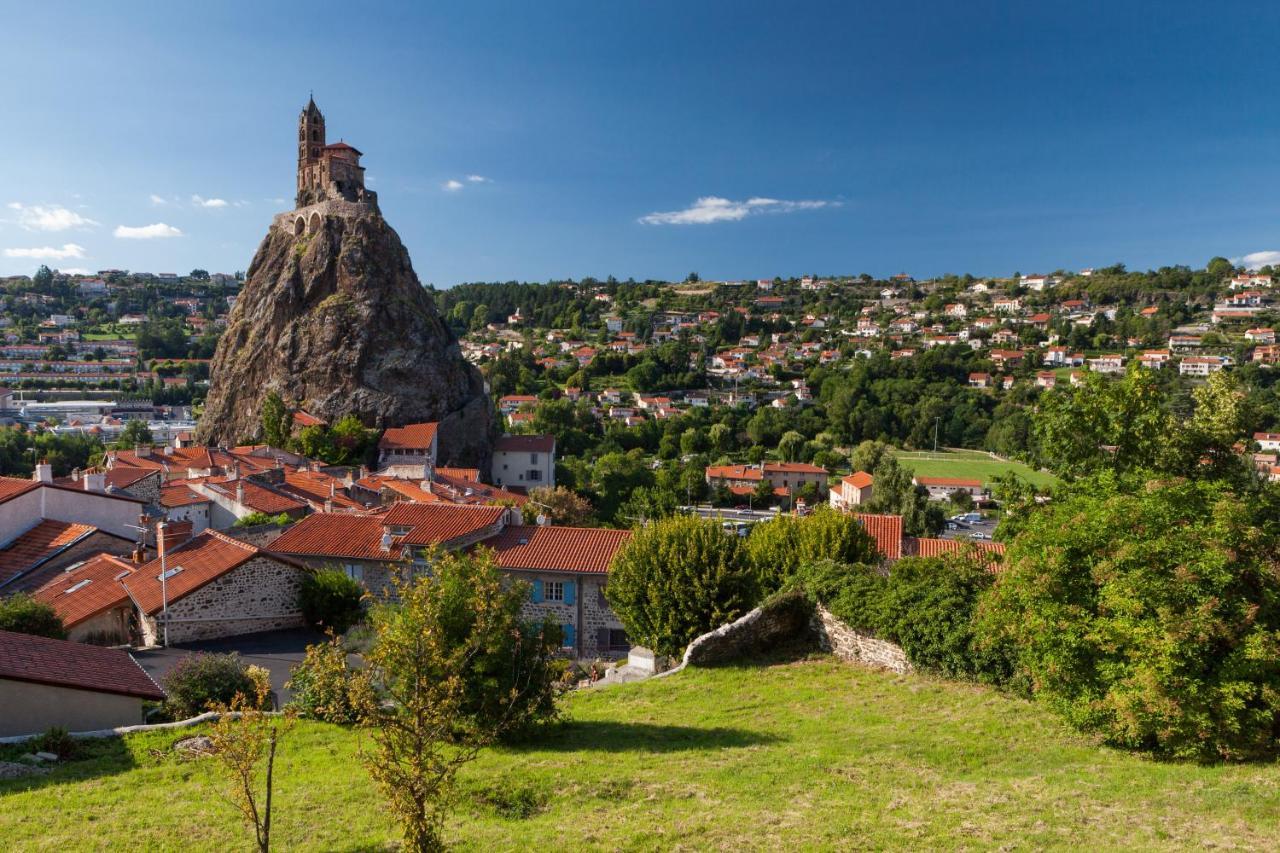 Отель Ibis Styles Le Puy En Velay Экстерьер фото